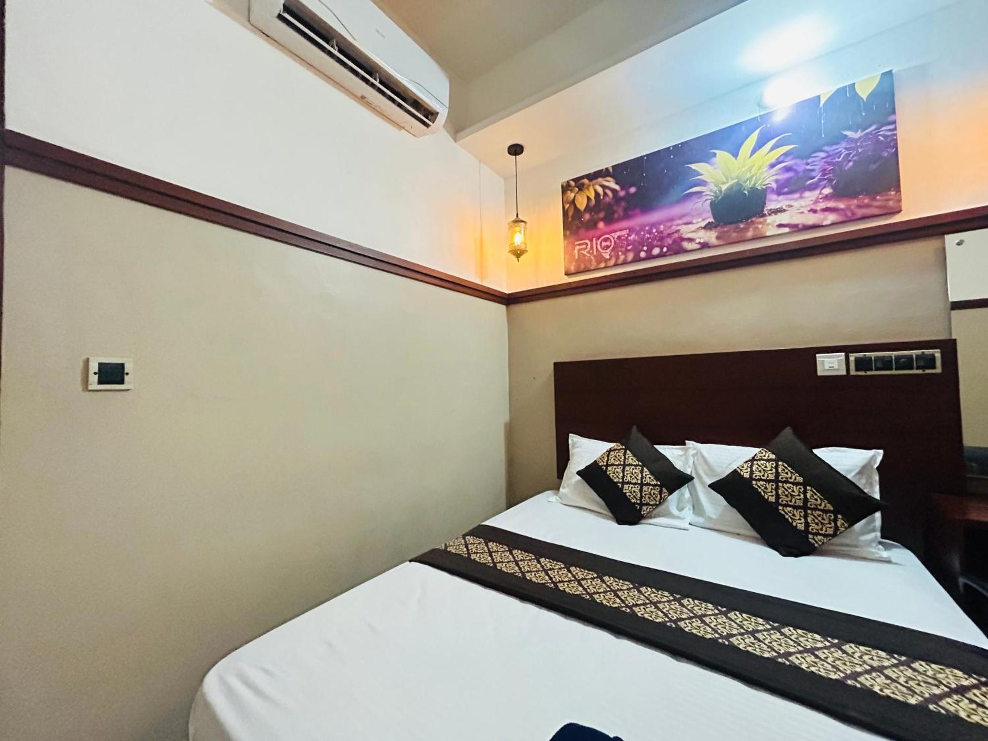 Rio Rooms Medical College Kozhikode Exterior photo