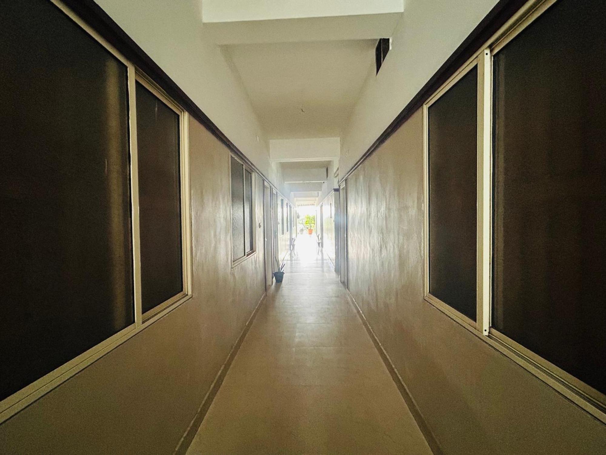 Rio Rooms Medical College Kozhikode Exterior photo