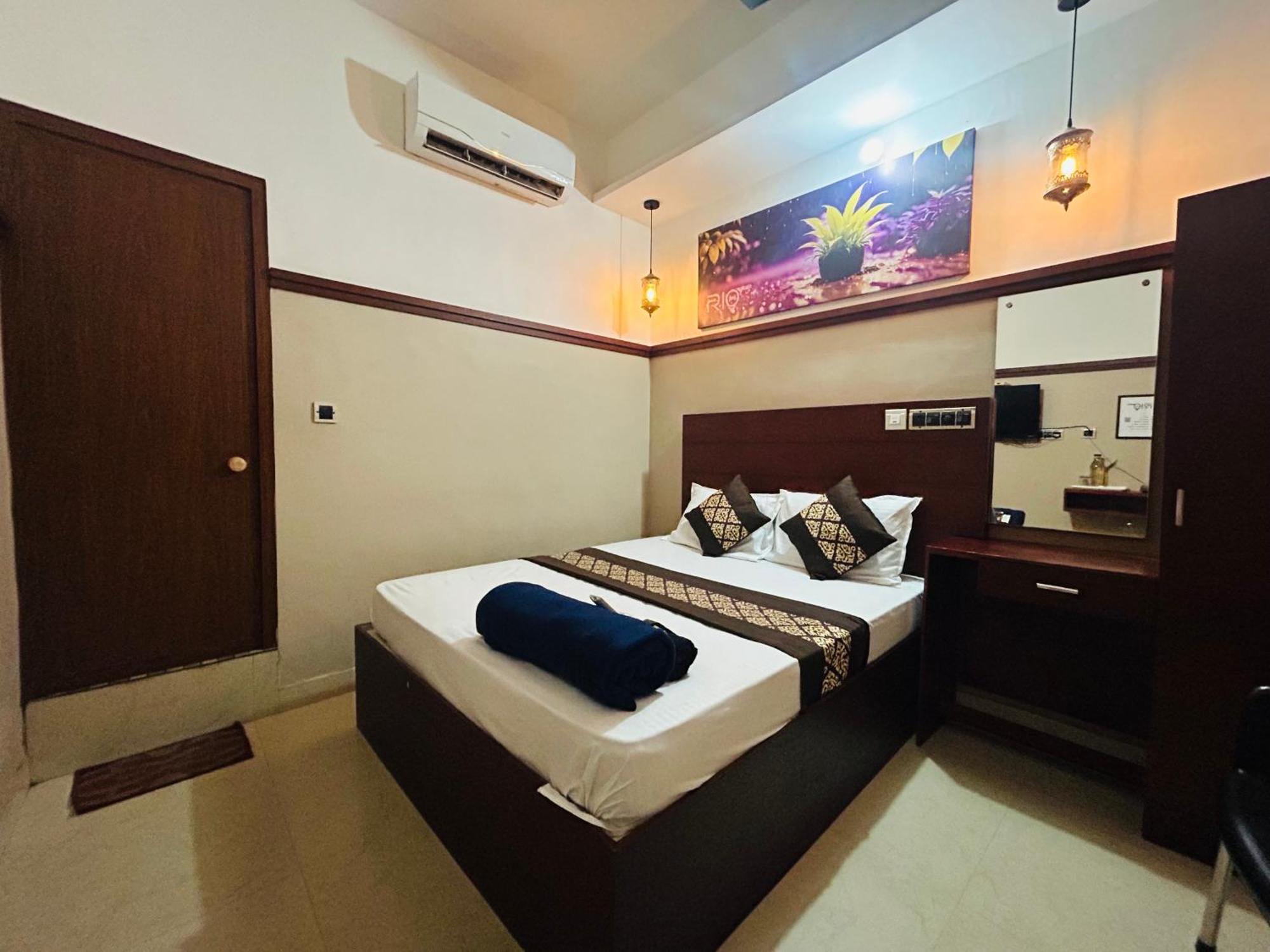 Rio Rooms Medical College Kozhikode Exterior photo