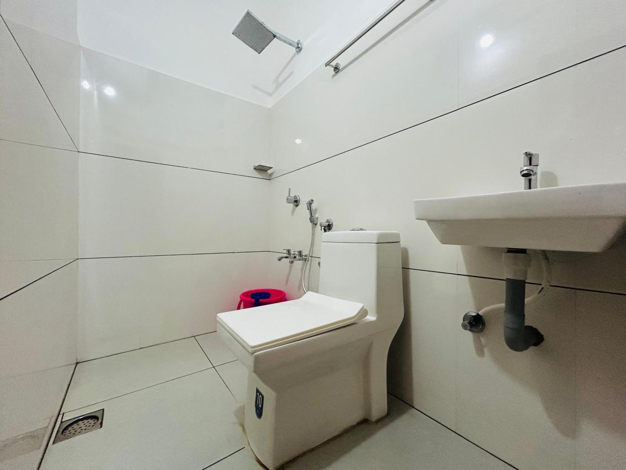Rio Rooms Medical College Kozhikode Exterior photo
